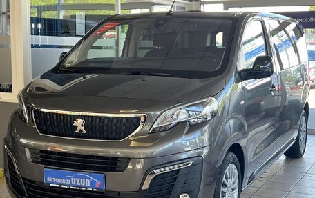 Peugeot Traveller I, 2022 год, 3 350 000 рублей, 2 фотография
