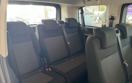 Peugeot Traveller I, 2022 год, 3 350 000 рублей, 8 фотография