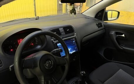 Volkswagen Polo VI (EU Market), 2014 год, 800 000 рублей, 9 фотография