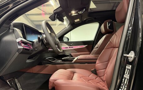 BMW 7 серия, 2025 год, 14 299 000 рублей, 24 фотография