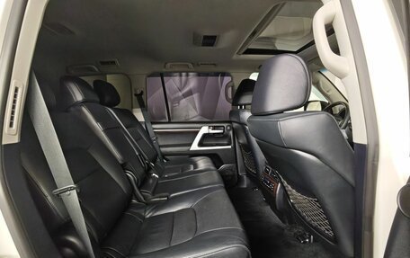 Toyota Land Cruiser 200, 2015 год, 4 550 000 рублей, 14 фотография