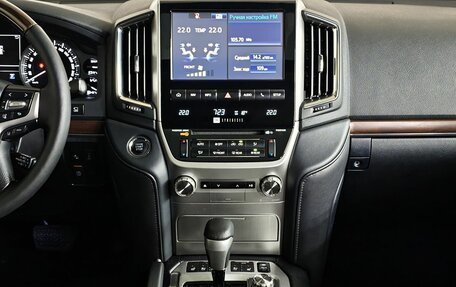Toyota Land Cruiser 200, 2015 год, 4 550 000 рублей, 13 фотография