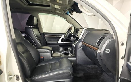 Toyota Land Cruiser 200, 2015 год, 4 550 000 рублей, 22 фотография
