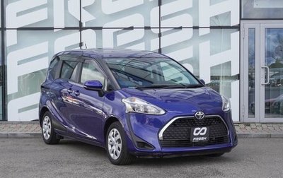 Toyota Sienta II, 2022 год, 1 696 000 рублей, 1 фотография