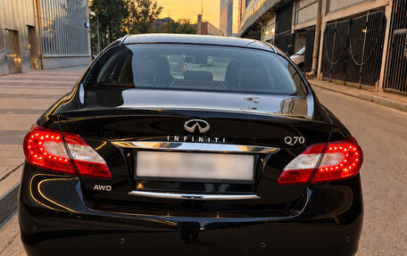 Infiniti Q70 I, 2014 год, 2 450 000 рублей, 7 фотография