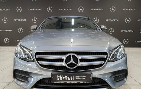 Mercedes-Benz E-Класс, 2020 год, 3 750 000 рублей, 2 фотография