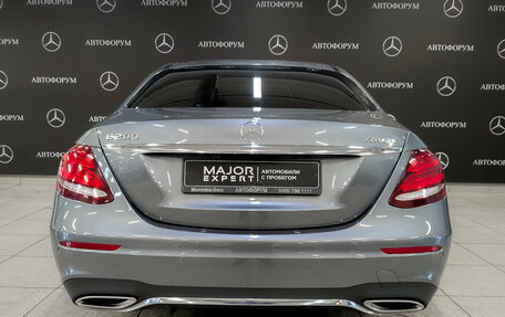 Mercedes-Benz E-Класс, 2020 год, 3 750 000 рублей, 6 фотография