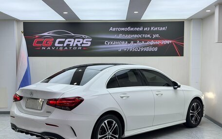 Mercedes-Benz A-Класс, 2022 год, 2 300 000 рублей, 4 фотография