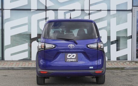 Toyota Sienta II, 2022 год, 1 696 000 рублей, 4 фотография