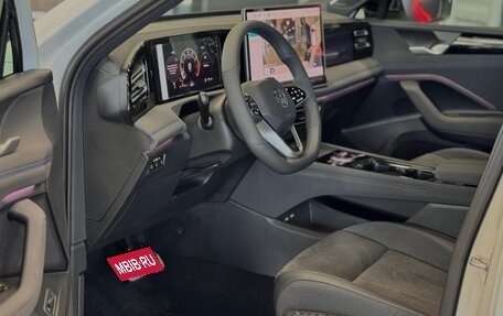Volkswagen Tiguan, 2026 год, 4 750 000 рублей, 20 фотография