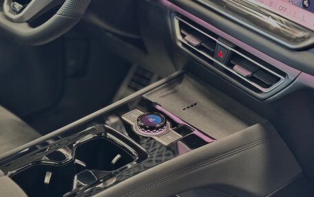 Volkswagen Tiguan, 2026 год, 4 750 000 рублей, 27 фотография