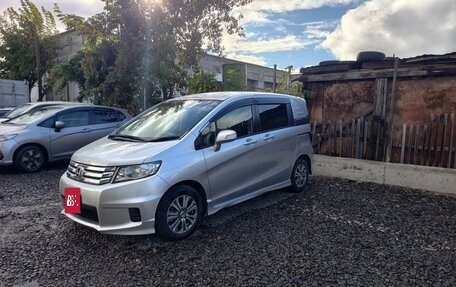 Honda Freed I, 2013 год, 1 100 000 рублей, 1 фотография