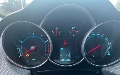 Chevrolet Cruze II, 2013 год, 800 000 рублей, 2 фотография