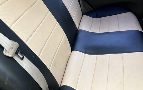 KIA Rio II, 2004 год, 250 000 рублей, 9 фотография