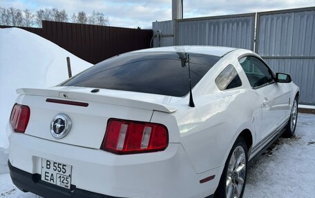 Ford Mustang VI рестайлинг, 2009 год, 2 000 000 рублей, 3 фотография