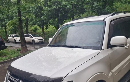 Mitsubishi Pajero IV, 2012 год, 2 150 000 рублей, 3 фотография