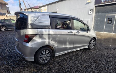 Honda Freed I, 2013 год, 1 100 000 рублей, 3 фотография