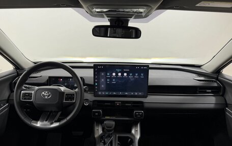 Toyota RAV4, 2026 год, 4 450 000 рублей, 18 фотография