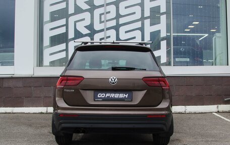 Volkswagen Tiguan II, 2018 год, 2 399 999 рублей, 4 фотография