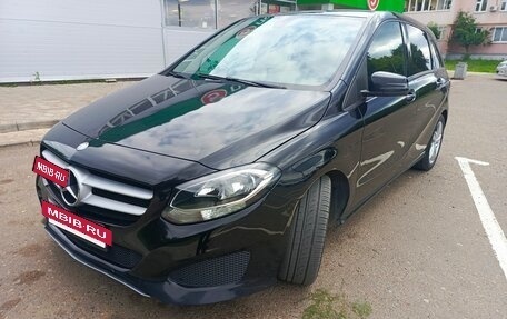 Mercedes-Benz B-Класс, 2015 год, 1 050 000 рублей, 2 фотография