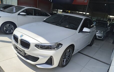 BMW 1 серия, 2022 год, 1 615 000 рублей, 4 фотография