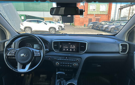 KIA Sportage IV рестайлинг, 2019 год, 2 209 000 рублей, 10 фотография