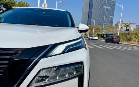 Nissan X-Trail, 2022 год, 1 625 000 рублей, 4 фотография