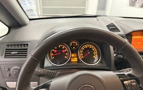 Opel Zafira B, 2011 год, 800 000 рублей, 7 фотография
