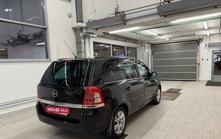 Opel Zafira B, 2011 год, 800 000 рублей, 3 фотография