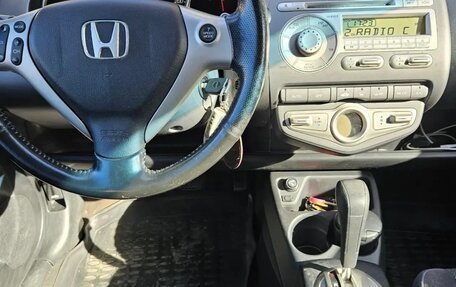 Honda Jazz I рестайлинг, 2008 год, 550 000 рублей, 5 фотография