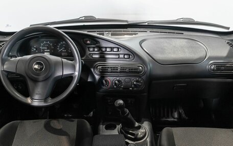 Chevrolet Niva I рестайлинг, 2019 год, 793 500 рублей, 6 фотография