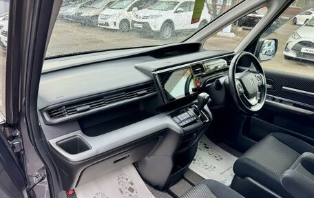 Honda Stepwgn IV, 2015 год, 1 799 000 рублей, 14 фотография