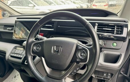 Honda Stepwgn IV, 2015 год, 1 799 000 рублей, 13 фотография