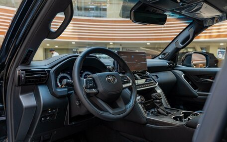 Toyota Land Cruiser, 2026 год, 14 450 000 рублей, 10 фотография