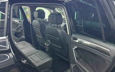 Volkswagen Tiguan II, 2018 год, 3 100 000 рублей, 14 фотография