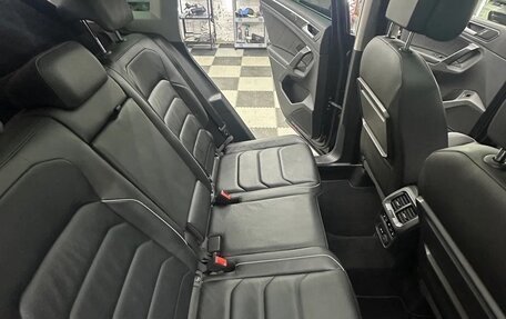 Volkswagen Tiguan II, 2018 год, 3 100 000 рублей, 15 фотография