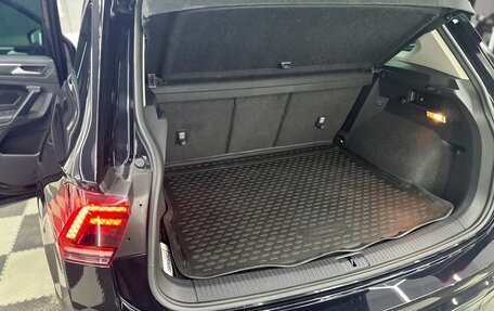 Volkswagen Tiguan II, 2018 год, 3 100 000 рублей, 19 фотография