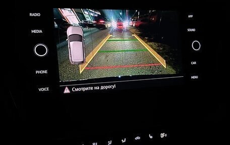 Volkswagen Tiguan II, 2018 год, 3 100 000 рублей, 22 фотография