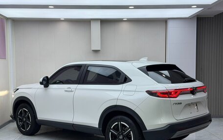 Honda Vezel, 2023 год, 2 030 000 рублей, 6 фотография