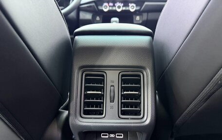 Honda Vezel, 2023 год, 2 030 000 рублей, 14 фотография
