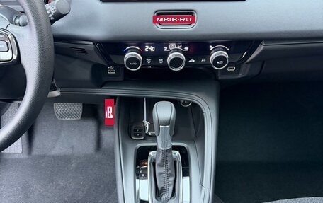 Honda Vezel, 2023 год, 2 030 000 рублей, 13 фотография