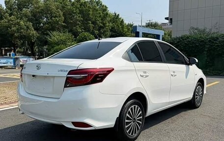 Toyota Vios III, 2022 год, 930 000 рублей, 6 фотография
