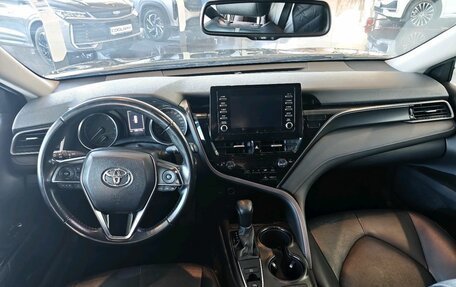 Toyota Camry, 2021 год, 3 195 000 рублей, 11 фотография