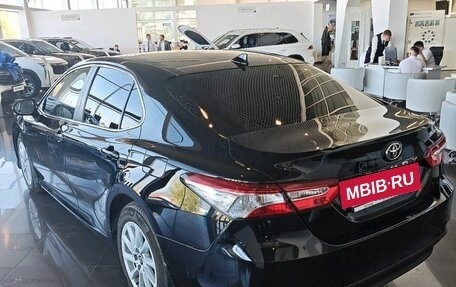 Toyota Camry, 2021 год, 3 195 000 рублей, 4 фотография