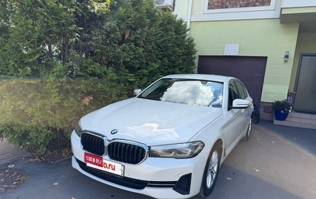 BMW 5 серия, 2020 год, 3 950 000 рублей, 2 фотография