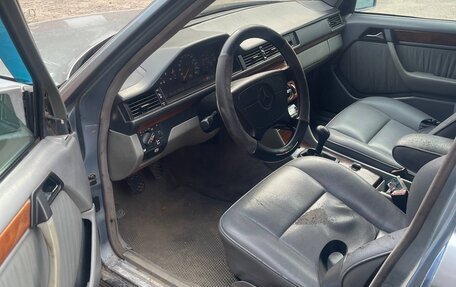 Mercedes-Benz W124, 1988 год, 230 000 рублей, 6 фотография