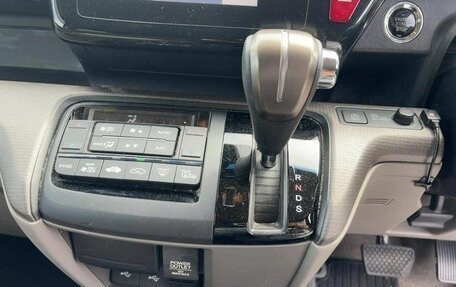 Honda Stepwgn IV, 2016 год, 1 270 000 рублей, 30 фотография