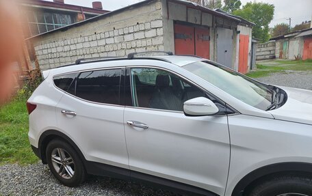 Hyundai Santa Fe III рестайлинг, 2018 год, 1 300 000 рублей, 2 фотография
