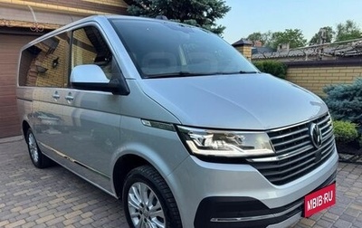 Volkswagen Multivan T6 рестайлинг, 2023 год, 6 100 000 рублей, 1 фотография
