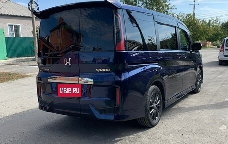 Honda Stepwgn IV, 2018 год, 2 100 000 рублей, 6 фотография